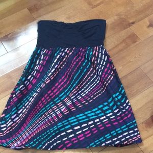 Rosy strapless dress